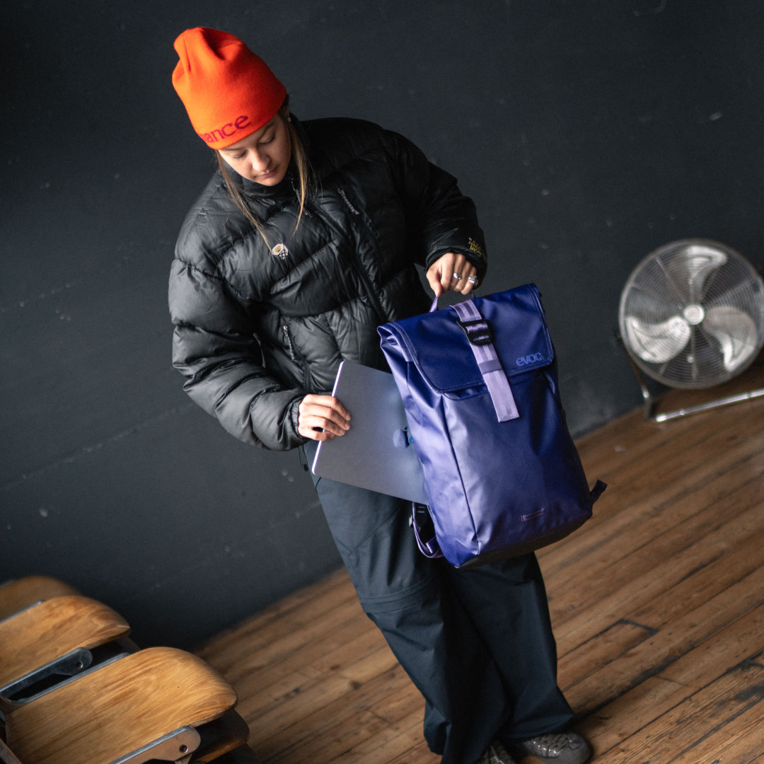 #Colour_violet - black