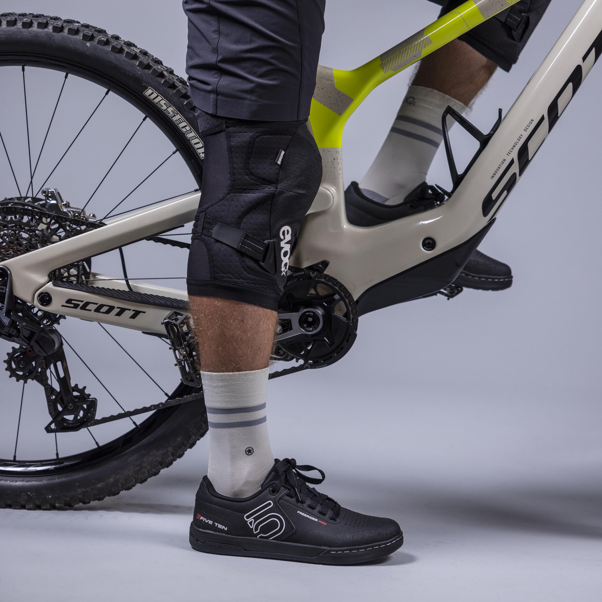 knieprotektoren mountainbike KNEE PROTECTOR LS FLEX ENDURO
