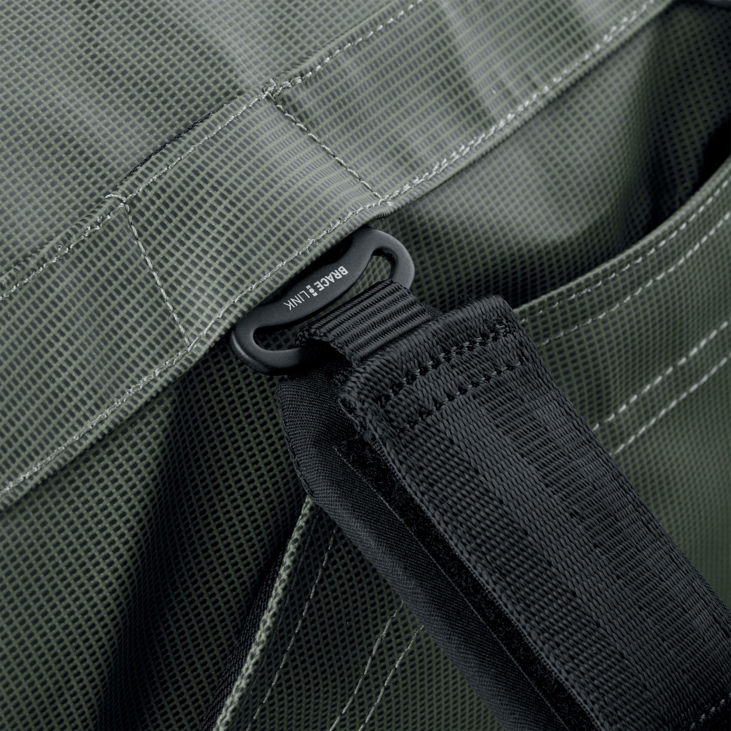 #Colour_dark olive - black