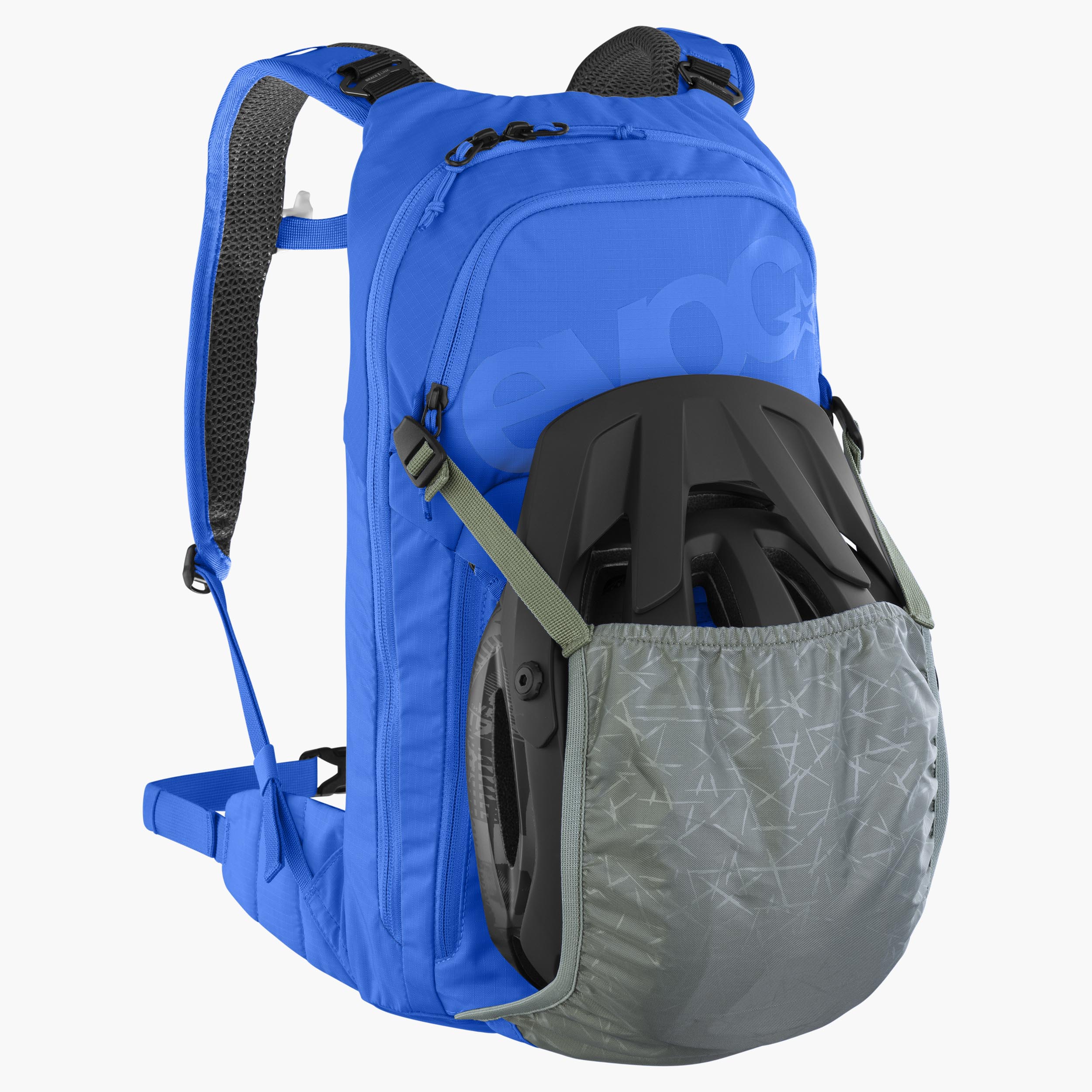 Attaching hydration bladder to backpack best sale