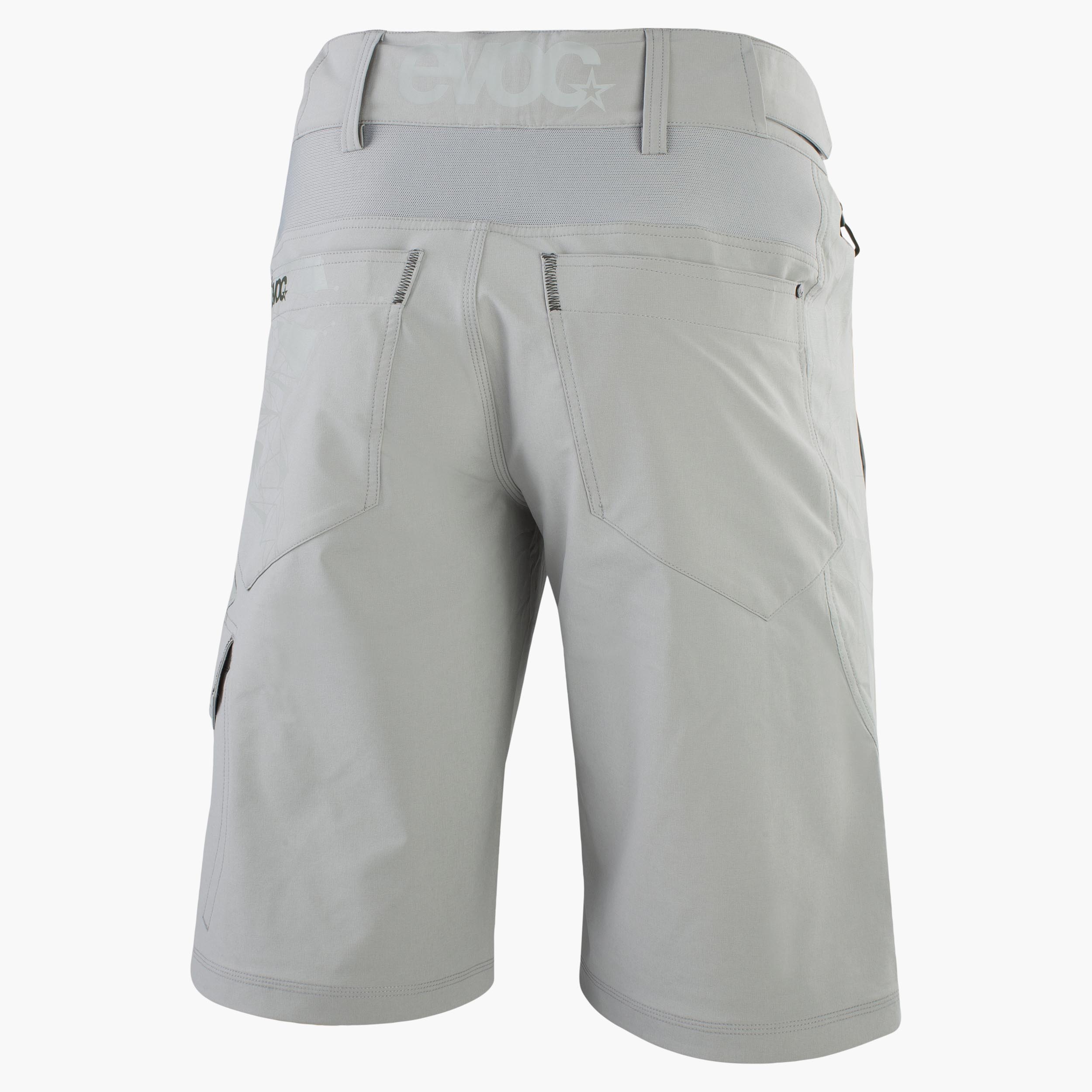 BIKE SHORTS MEN - Comfortable bike shorts made of water-repellent and quick-drying material