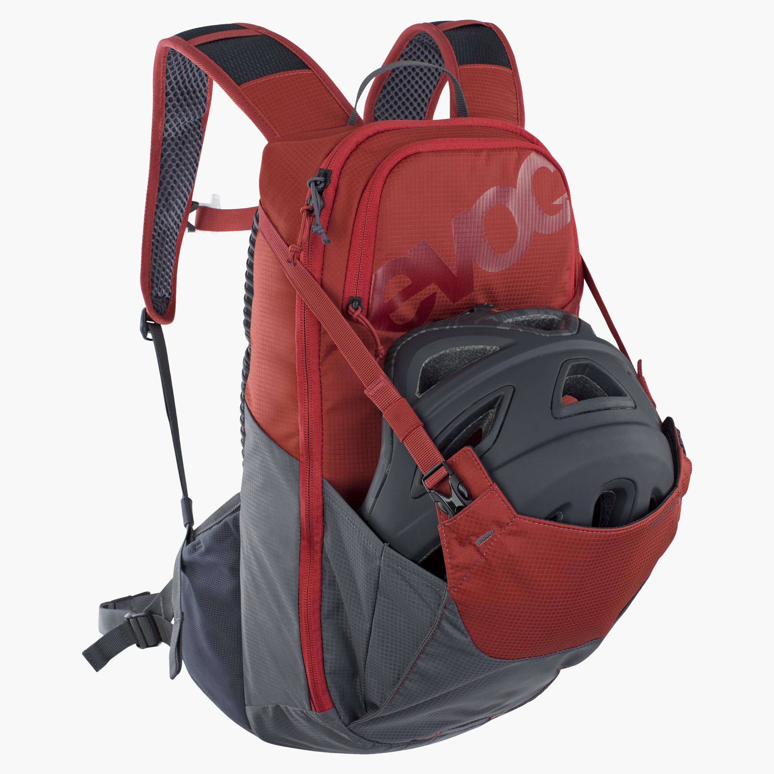 RIDE 12 - Versatile backpack with optimised fit and comfortable space for sports and everyday activities