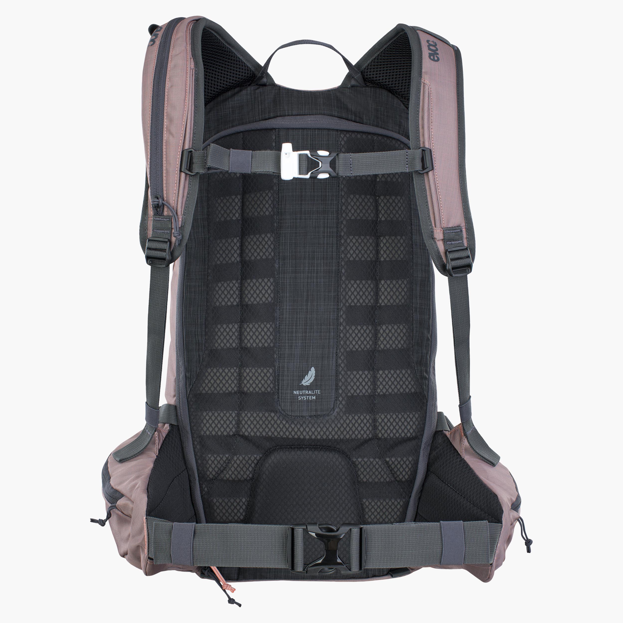 LINE 30 - Ski touring backpack with a maximum of comfort and uncompromising fit