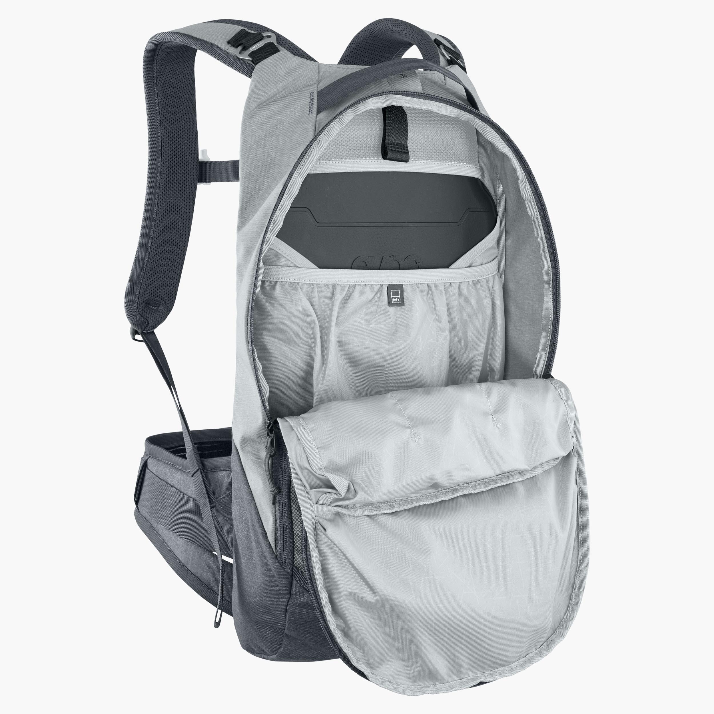 TRAIL PRO 10 - Super lightweight and compact protector backpack for ambitious biking