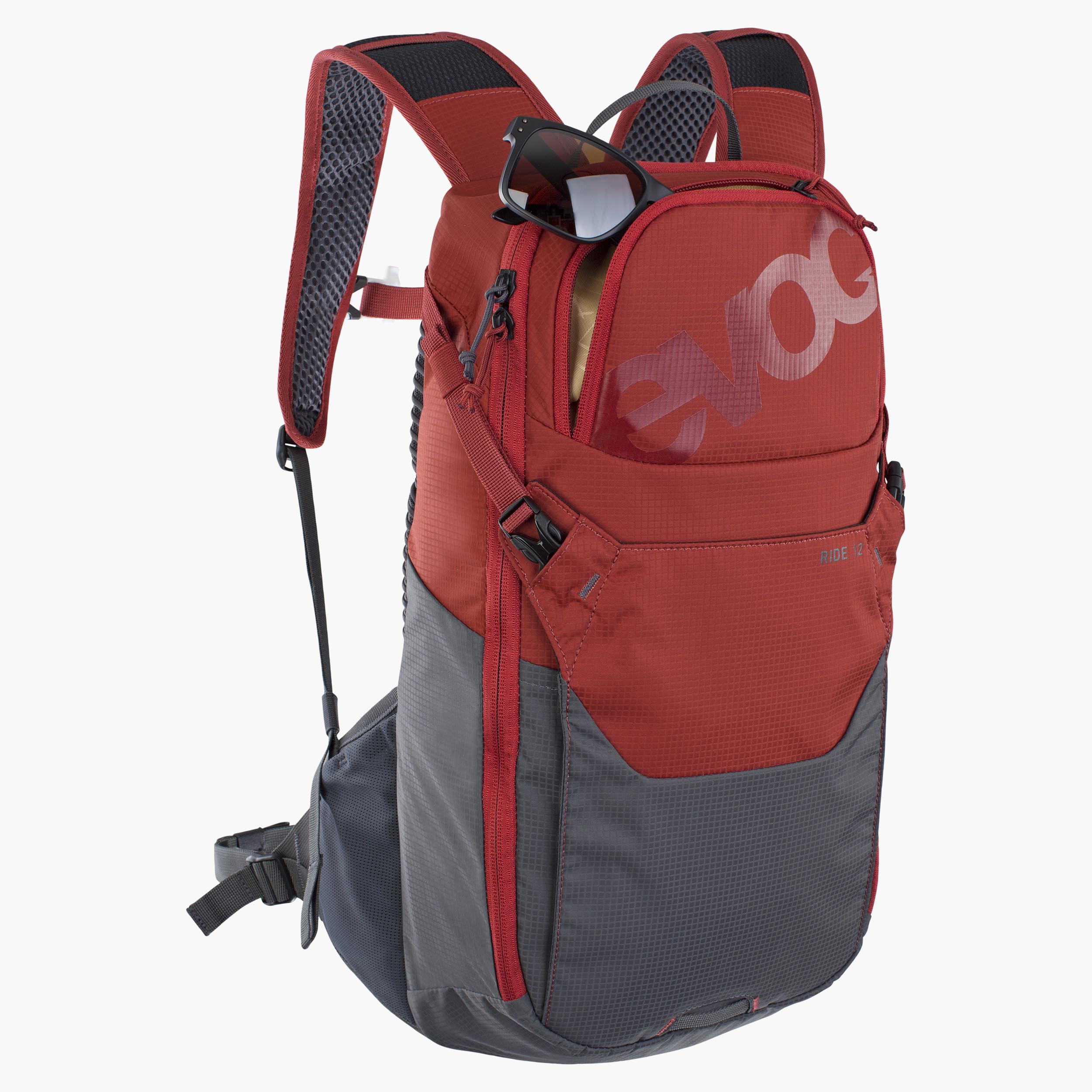 RIDE 12 - Versatile backpack with optimised fit and comfortable space for sports and everyday activities