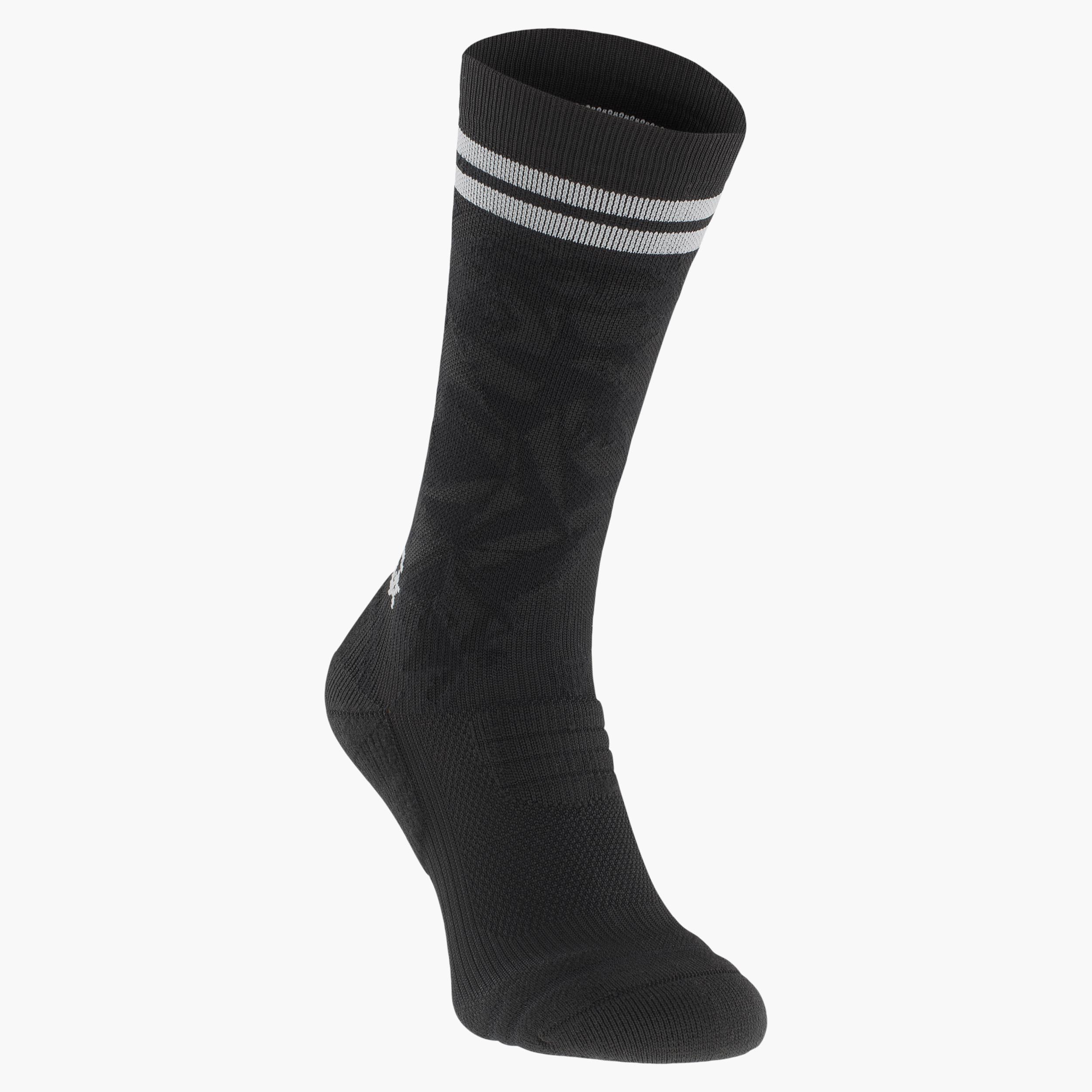 SOCKS MEDIUM - Classic skate socks with damping propperties for added comfort