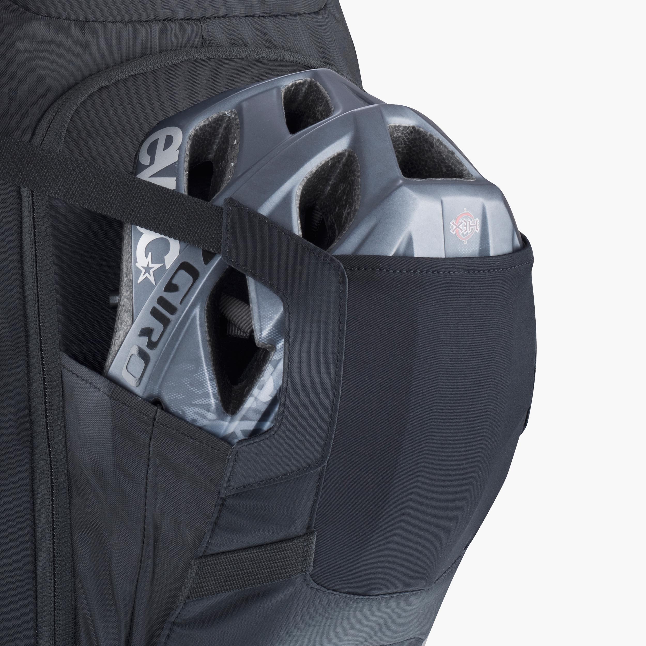 FR ENDURO BLACKLINE 16 - Hightech Protektor-Rucksack mit durchdachten Features