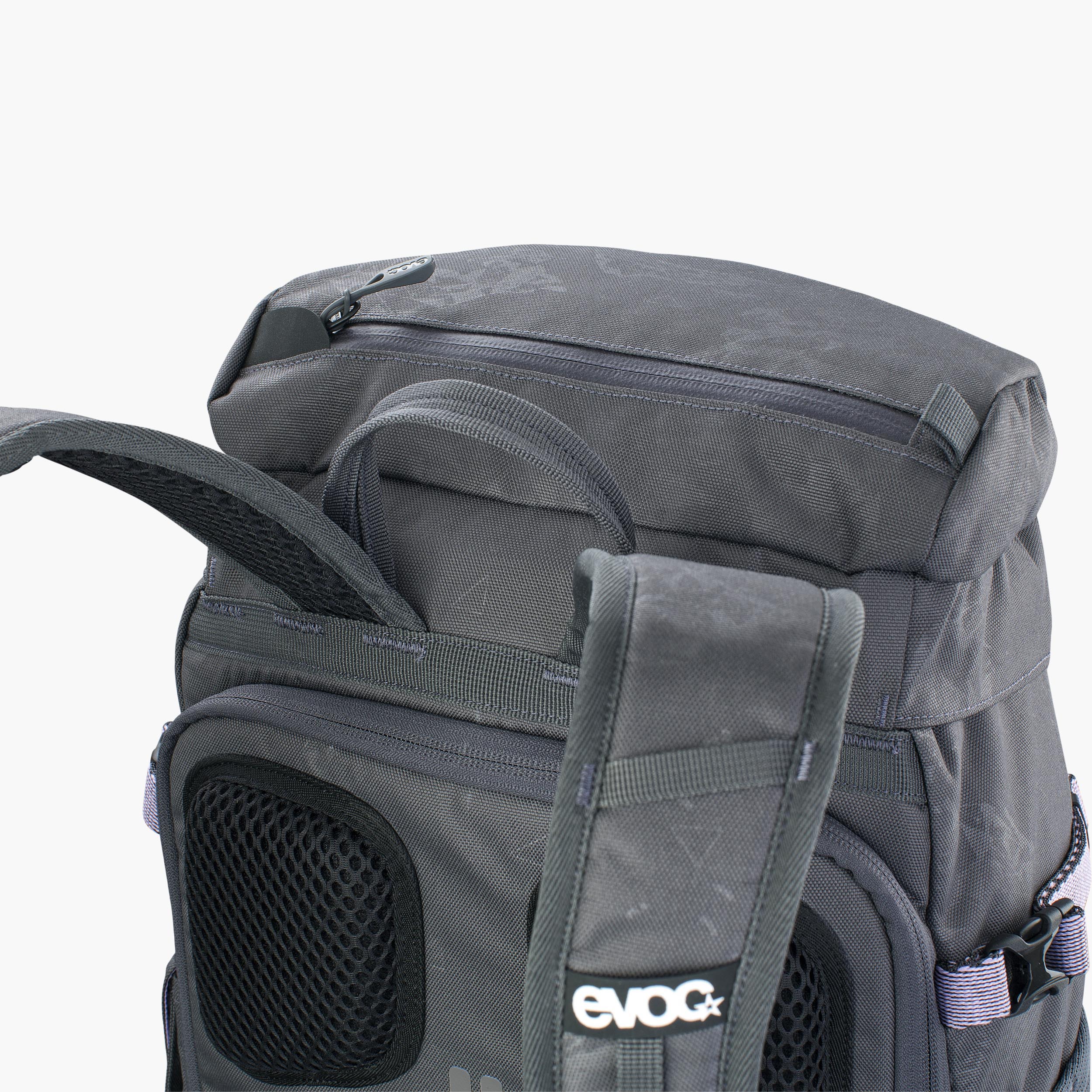 MISSION PRO 28 - Cleverly-designed everyday and travel backpack with Notebook Pocket