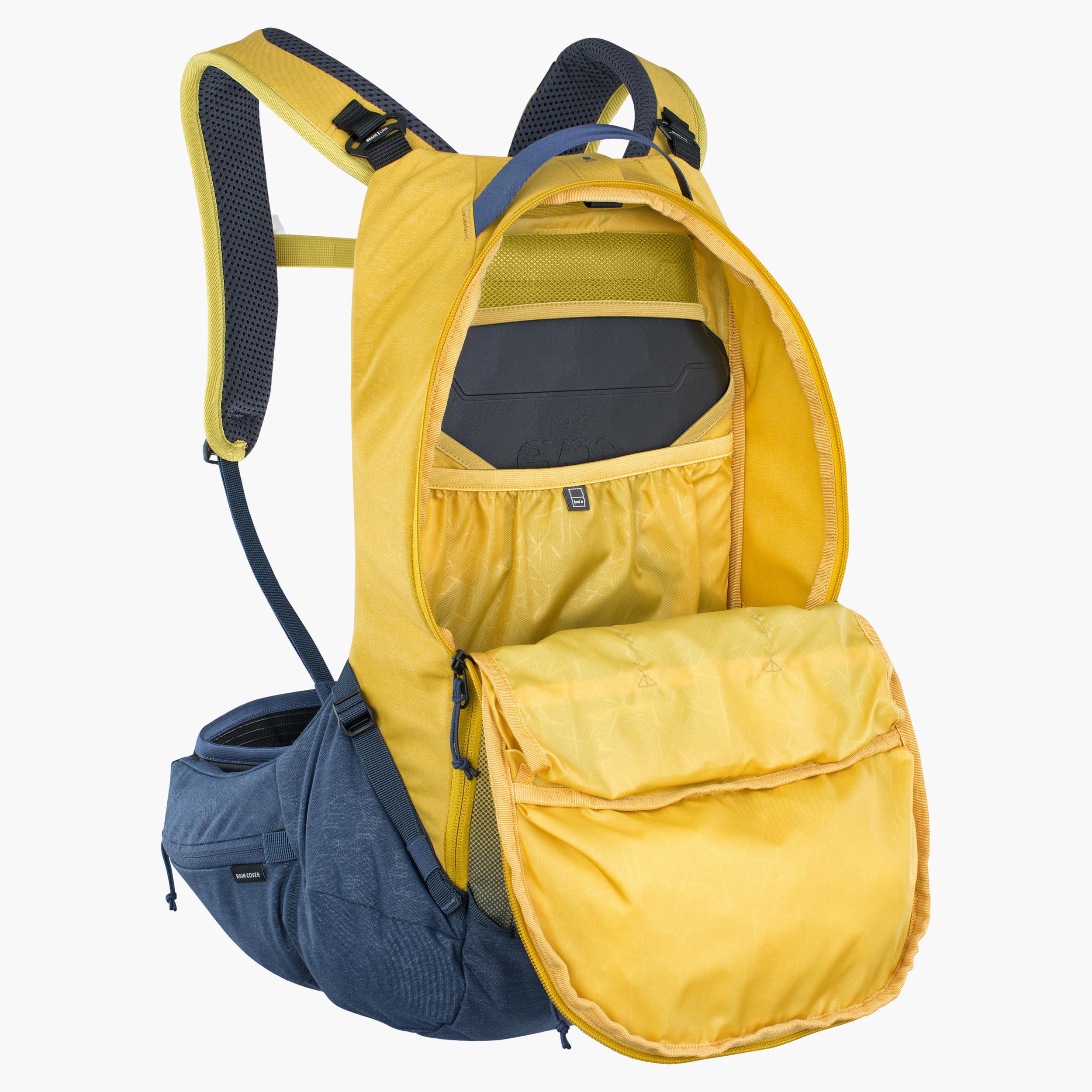 TRAIL PRO 16 - Ultralight protector backpack with next-level protection and perfect fit