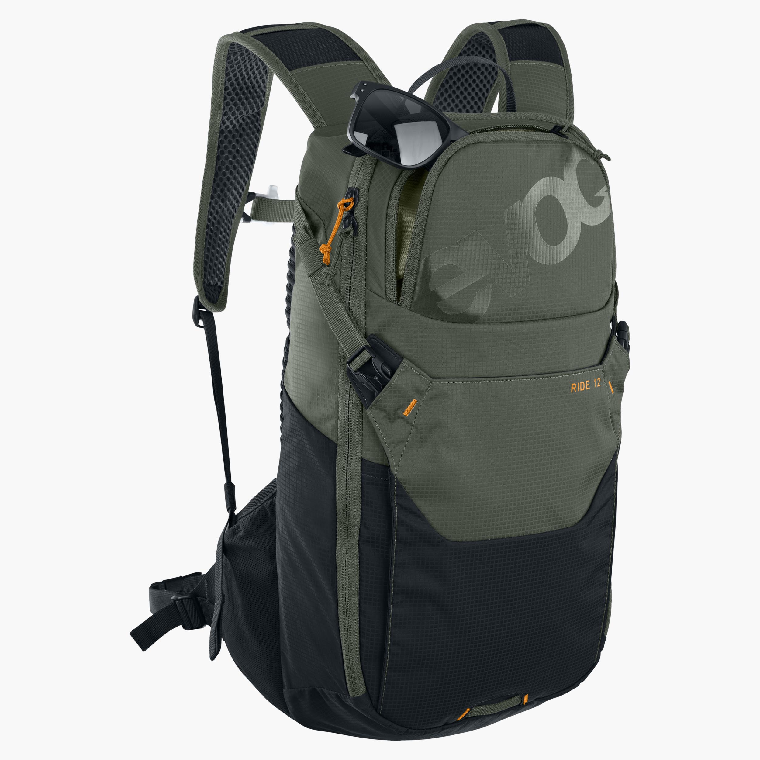 RIDE 12 + HYDRATION BLADDER 2 - Versatile backpack with perfect fit and comfortable space with hydration bladder 