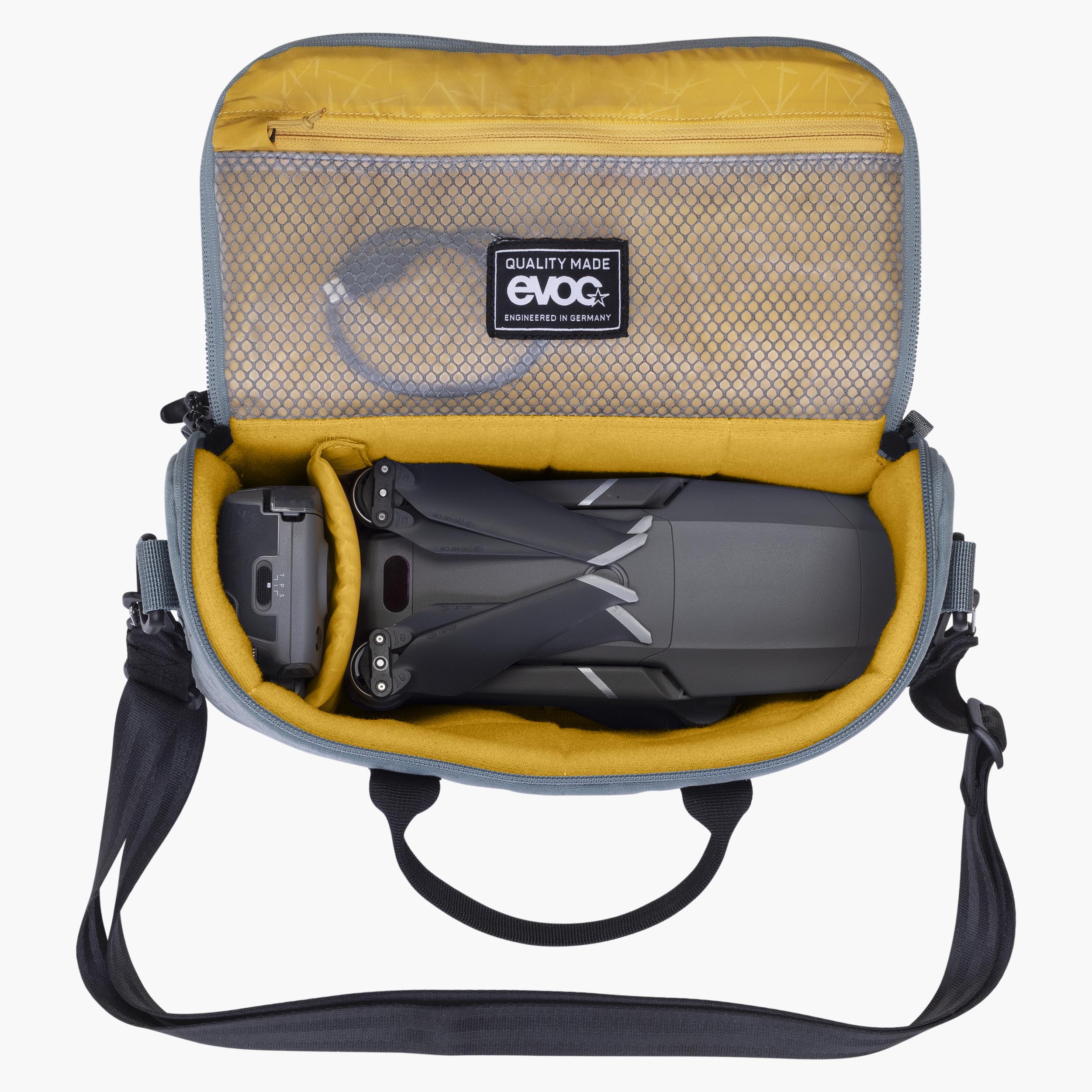 CB 6 - Convenient bag to securely transport system cameras