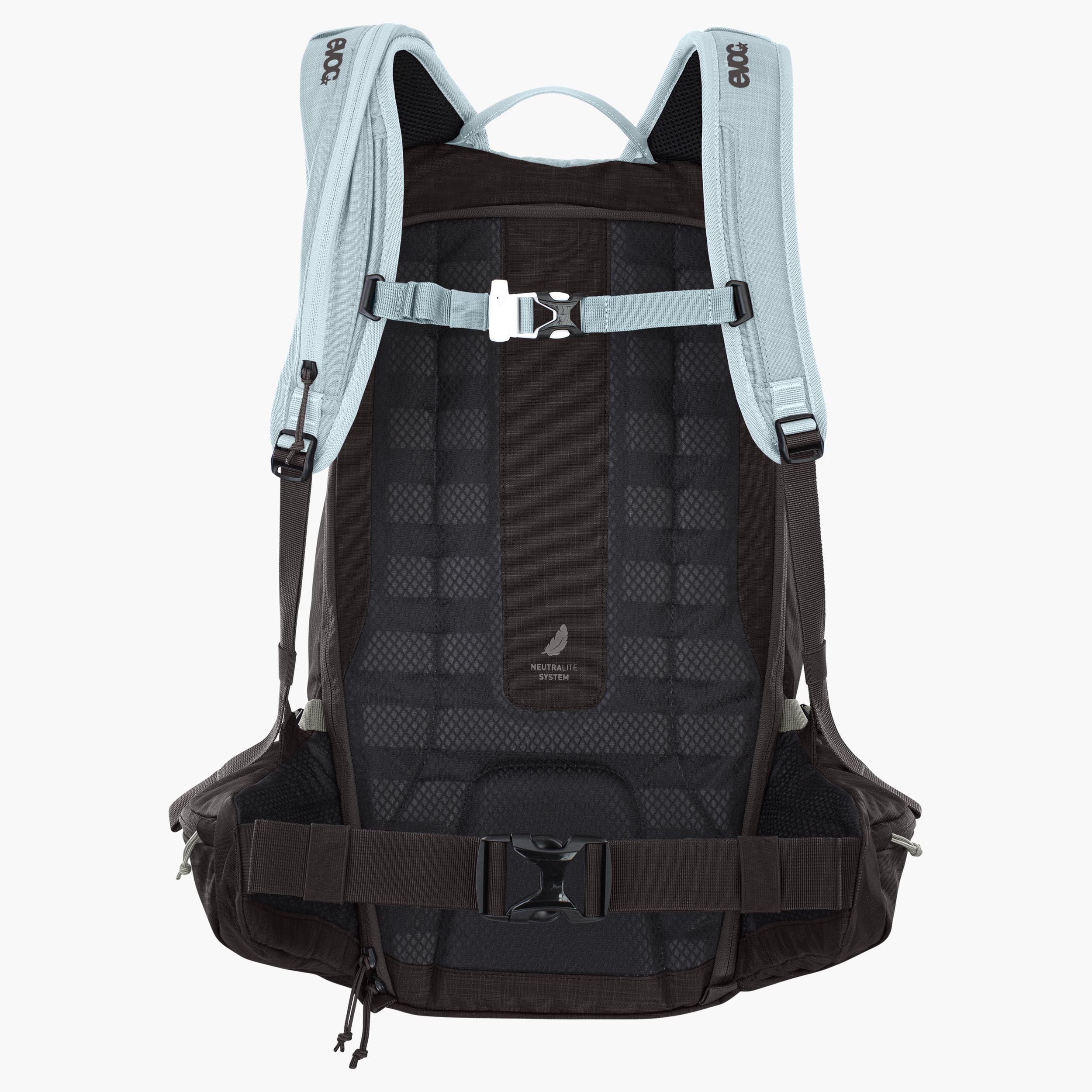 LINE 30 - Ski touring backpack with a maximum of comfort and uncompromising fit