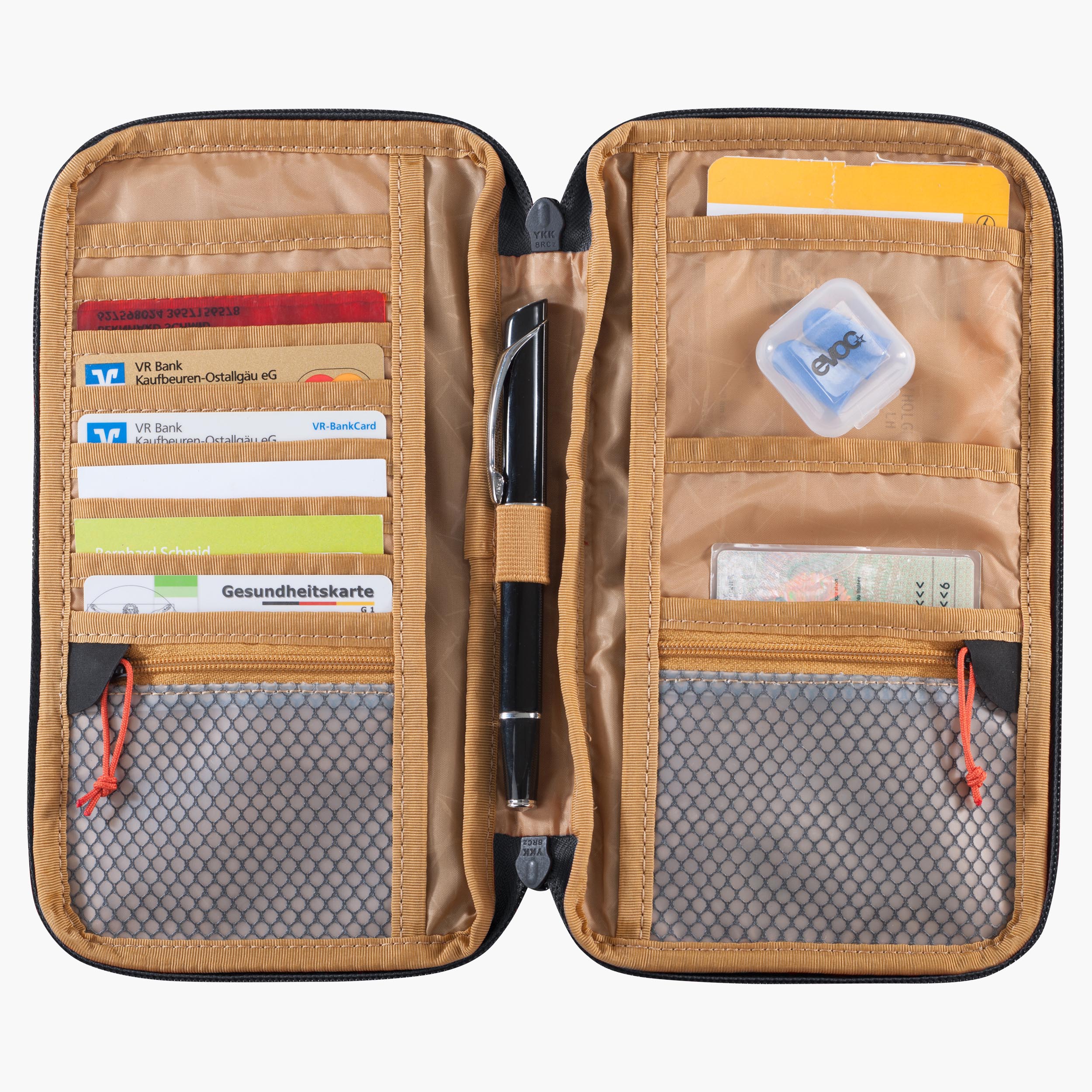 TRAVEL CASE - Practical dokument wallet with integrated organiser compartments