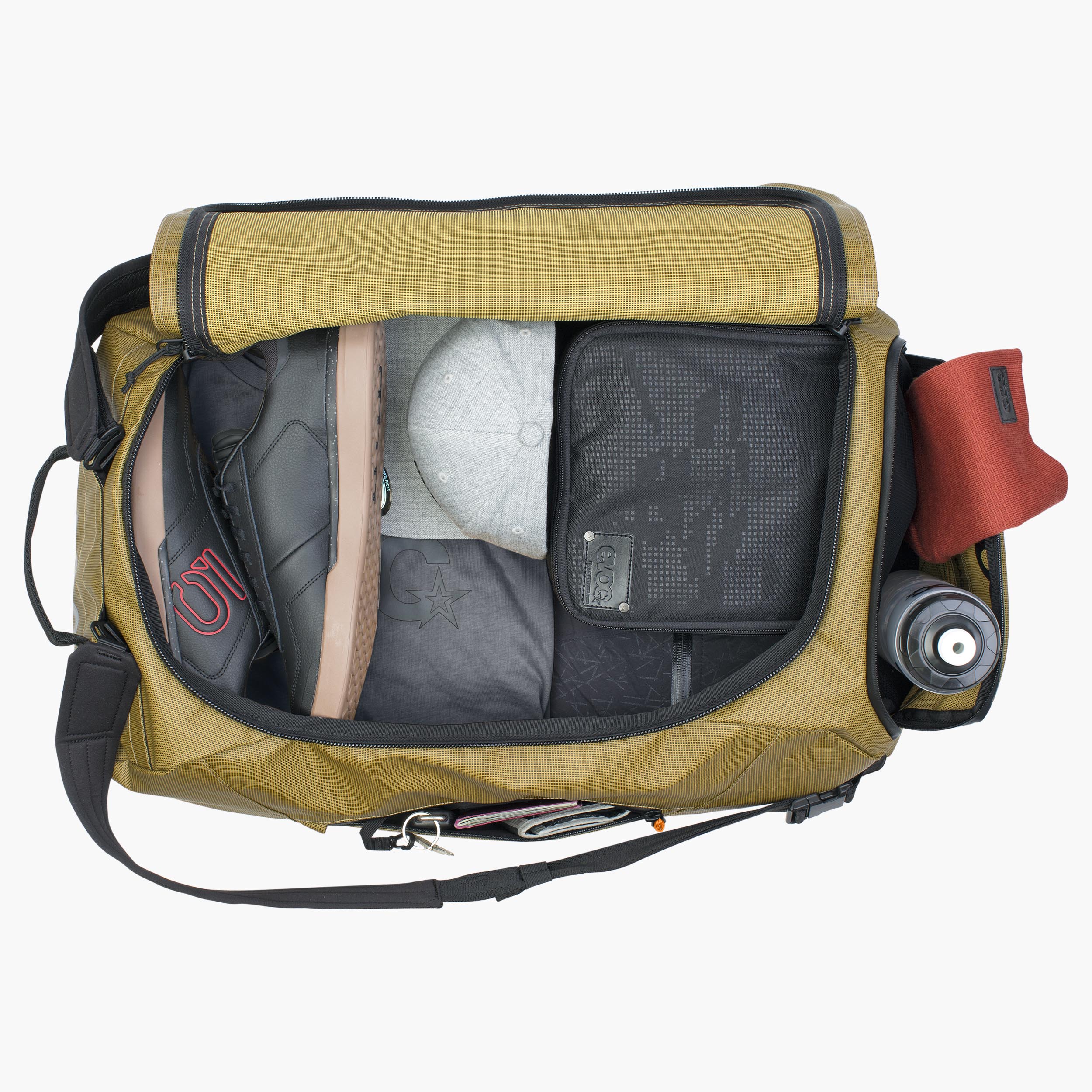 DUFFLE BAG 60 - Very robust, light and water-repellent travel bag with detachable backpack straps